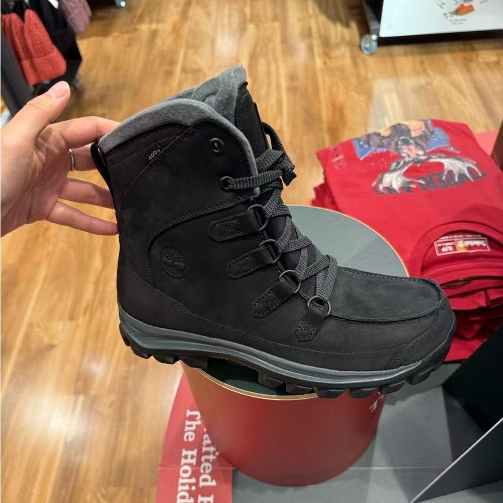 Brand New! Timberland’s Black Men Boots! Size 9.5